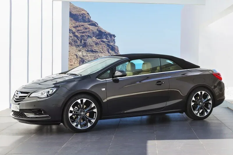 Opel Cascada w pełnej okazałości