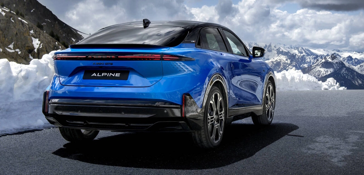 Alpine A390