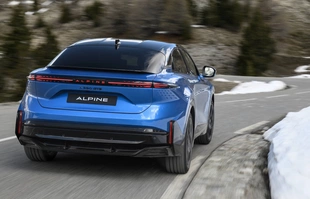 Alpine A390 oficjalnie