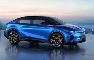 Alpine A390 oficjalnie