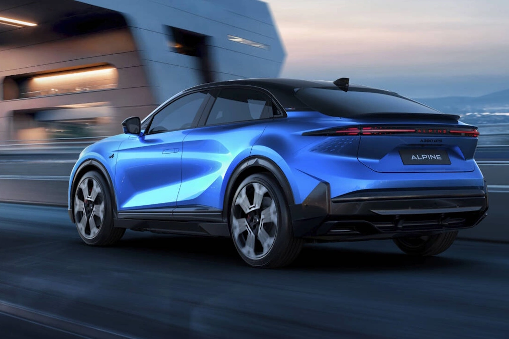 Alpine A390 oficjalnie
