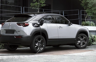 To już koniec elektrycznej Mazdy MX-30