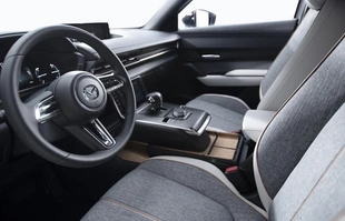 To już koniec elektrycznej Mazdy MX-30