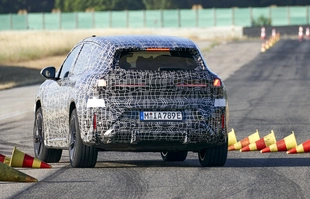 BMW iX3 nowej generacji. Pierwsze zdjęcia