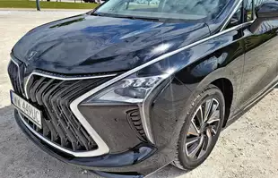 Forthing U-Tour | To prawdziwy jacht na kołach