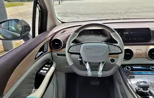 Forthing U-Tour | To prawdziwy jacht na kołach