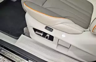 Forthing U-Tour | To prawdziwy jacht na kołach