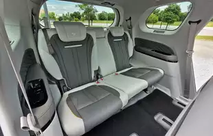 Forthing U-Tour | To prawdziwy jacht na kołach