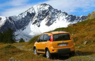 Nowe wersje Fiata Pandy. Na gaz i 4x4 — zdjęcie 5