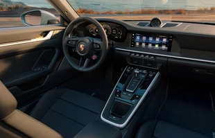 Porsche 911 Carrera 4S. Nowość z napędem 4x4