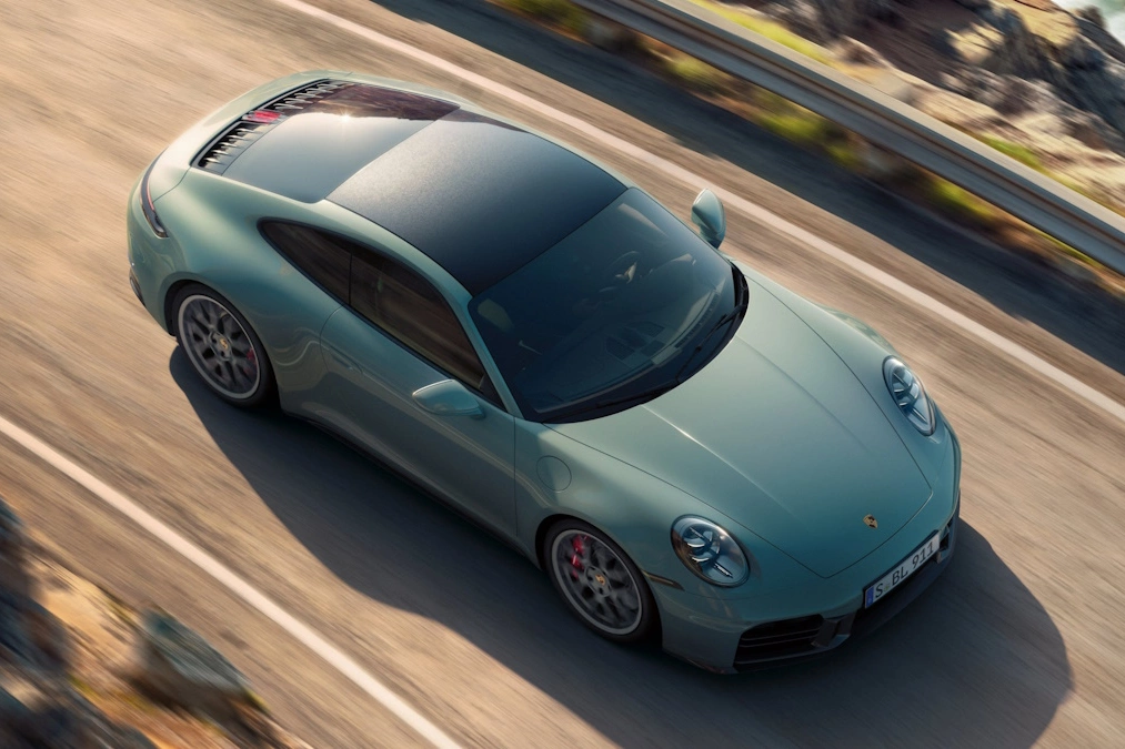 Porsche 911 Carrera 4S. Nowość z napędem 4x4