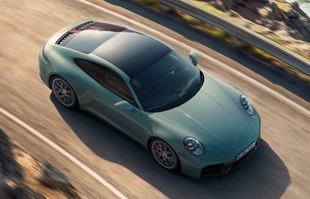 Porsche 911 Carrera 4S. Nowość z napędem 4x4
