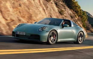 Porsche 911 Carrera 4S. Nowość z napędem 4x4
