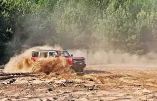 Ford Bronco Outer Banks | Próba ucywilizowania terenówki