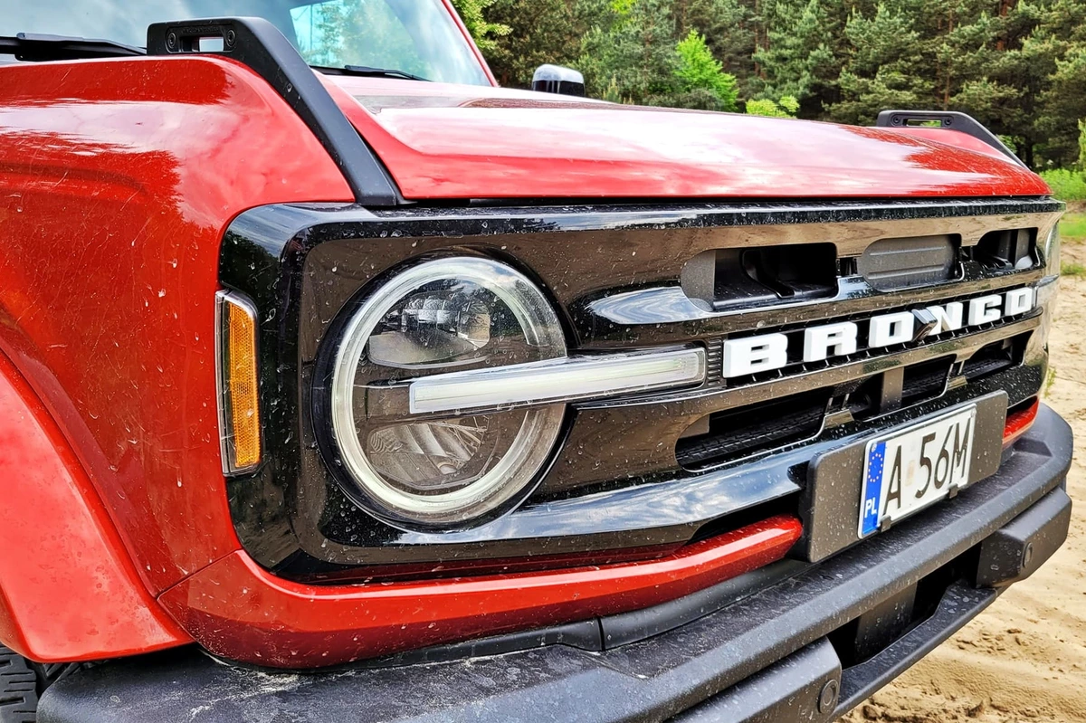 Ford Bronco Outer Banks | Próba ucywilizowania terenówki