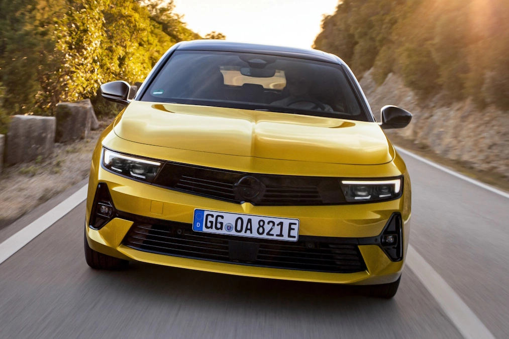 Opel Astra Plug-in Hybrid po modernizacji