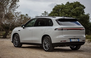 Leapmotor C10 z napędem 4x4