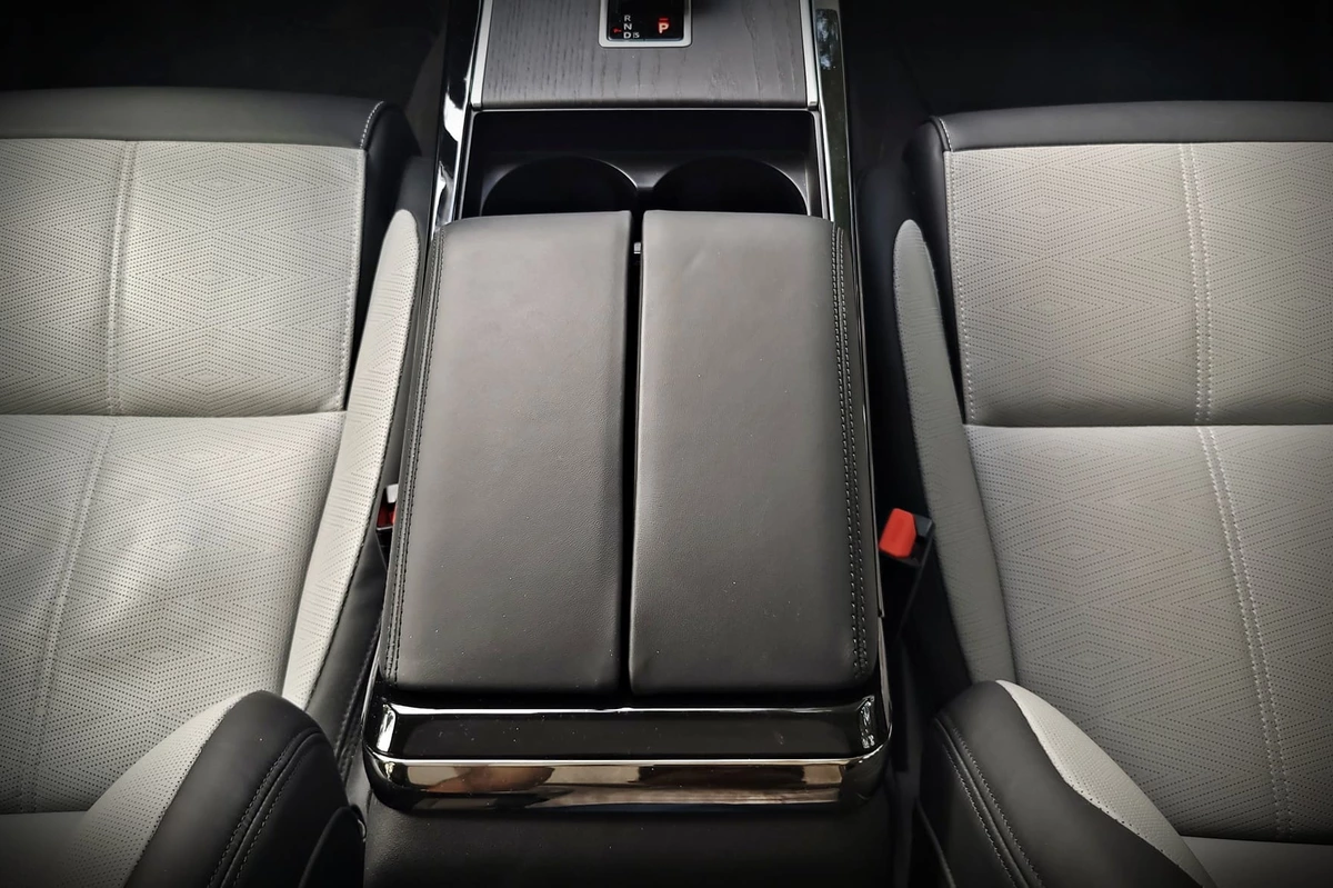 Range Rover Velar P400 | Nieracjonalnie fantastyczny