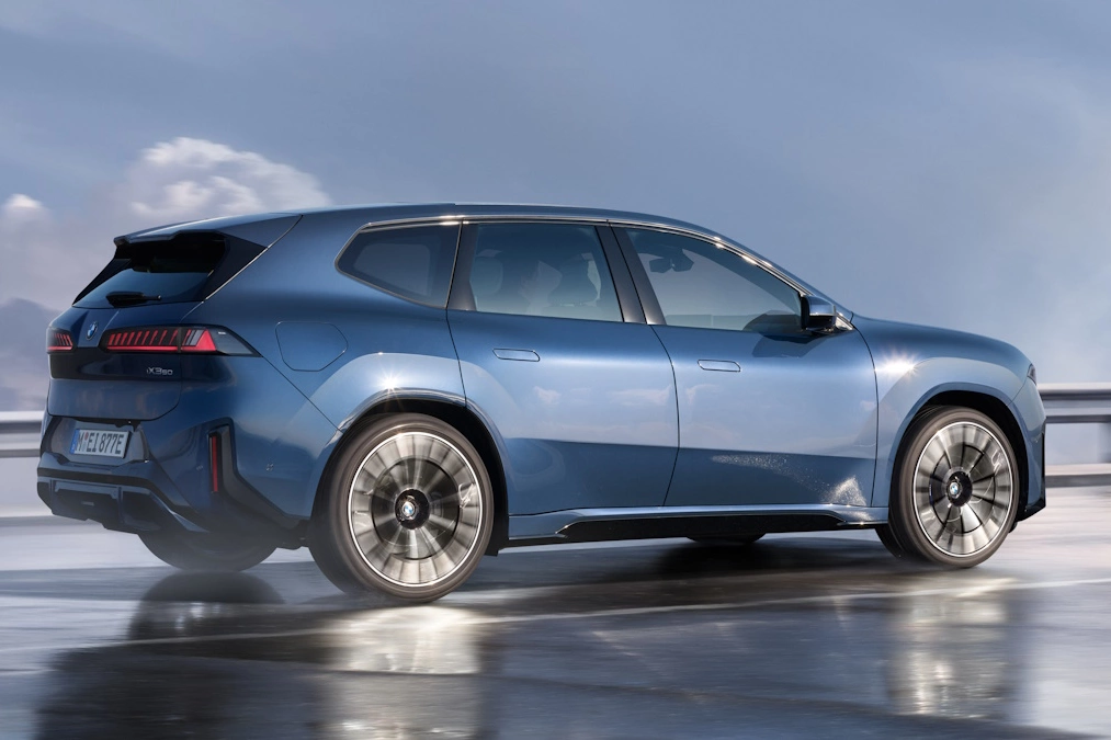 BMW ix3 nowej generacji oficjalnie