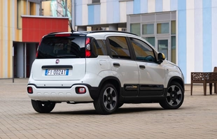 Fiat Panda znika. Teraz jest Fiat Pandina