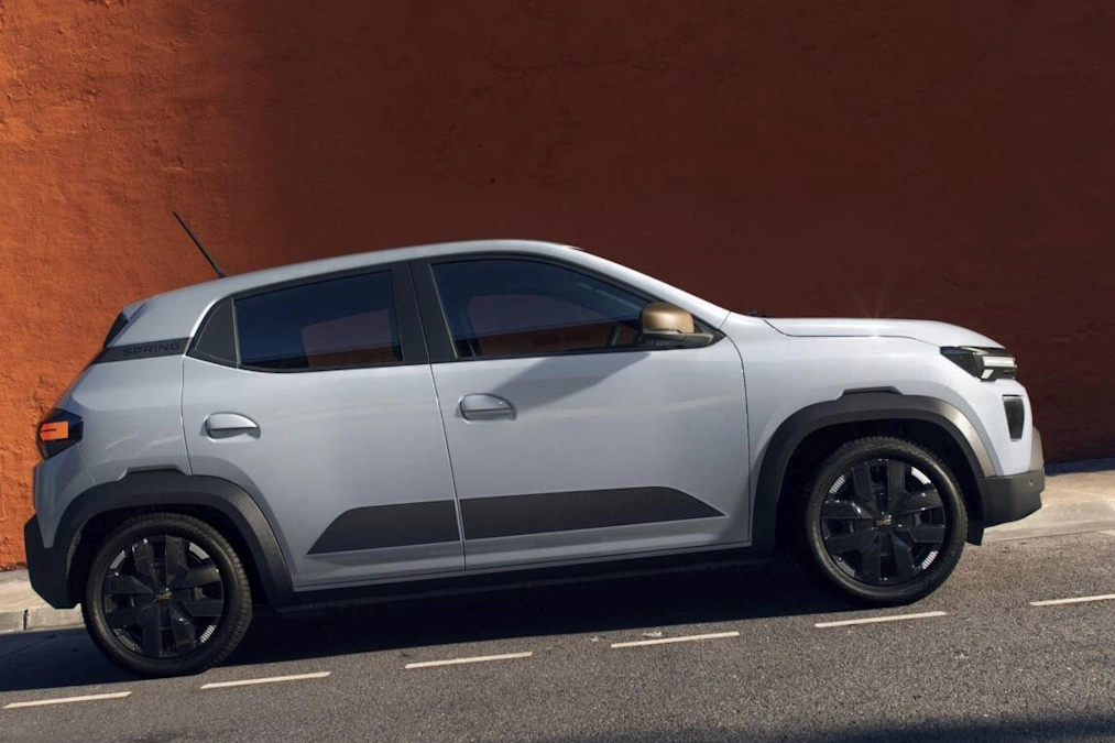 Dacia Spring z nowymi silnikami i akumulatorem