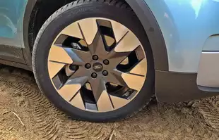 Ford Explorer 2025 | Sprytnie ukrywa swoją tożsamość