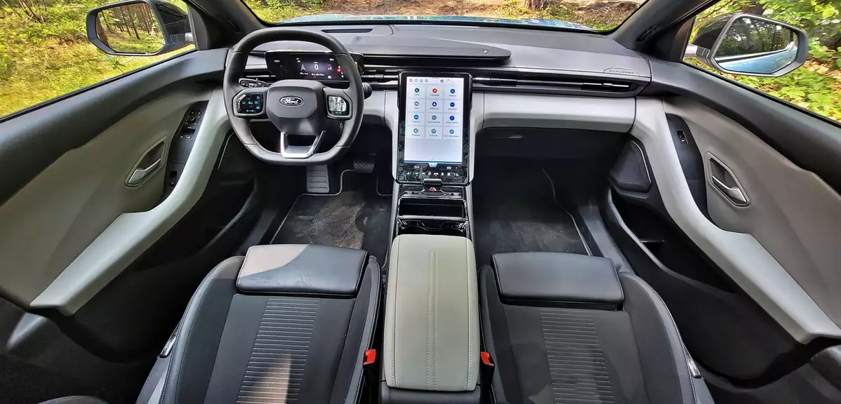Ford Explorer 2025 | Test, opinie