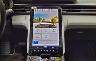 Ford Explorer 2025 | Sprytnie ukrywa swoją tożsamość