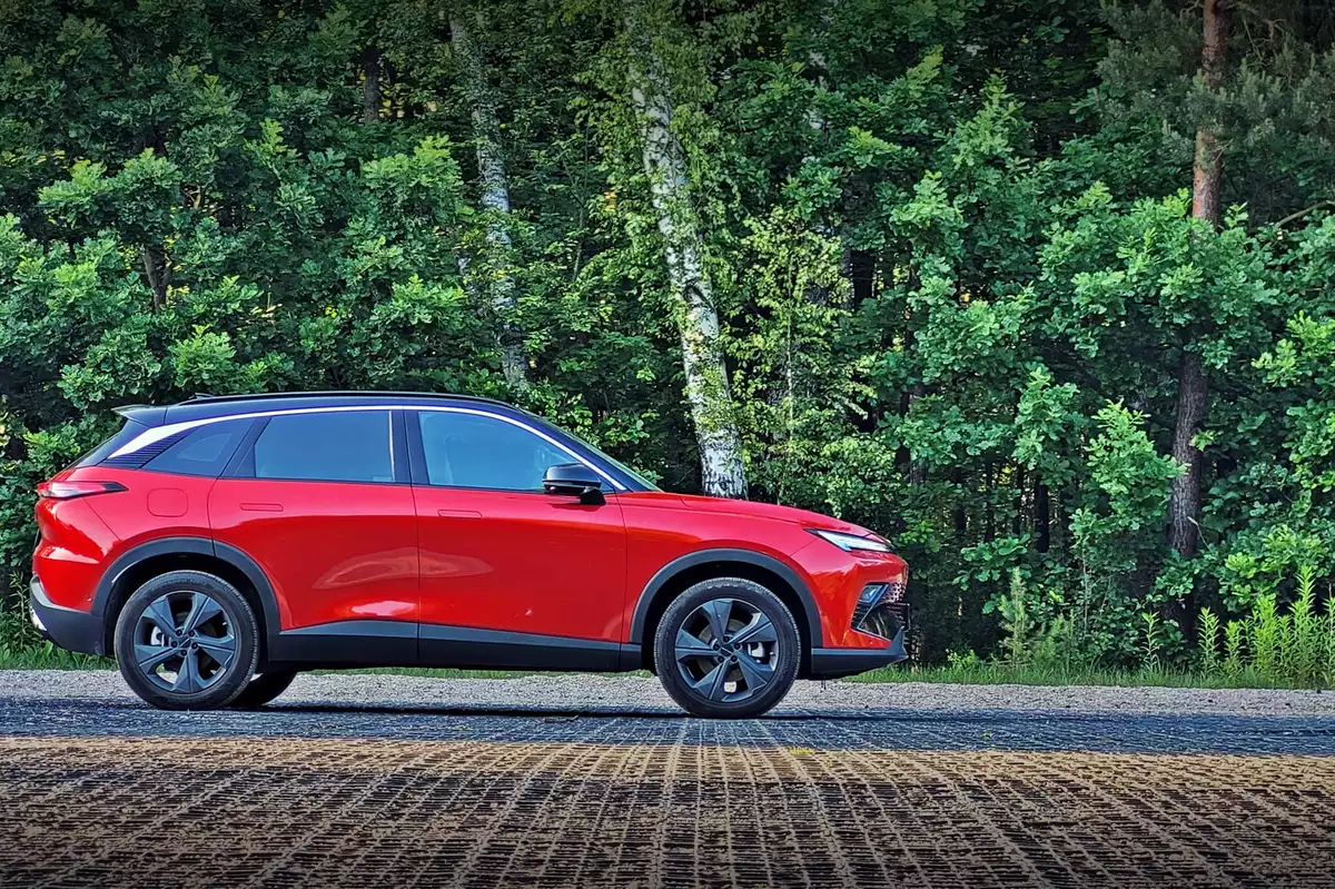 BAIC Beijing 5 | Chiński konkurent Toyoty RAV4?
