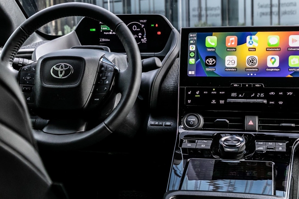 Toyota bZ4X taniej o 50 tys. zł. Jest haczyk?