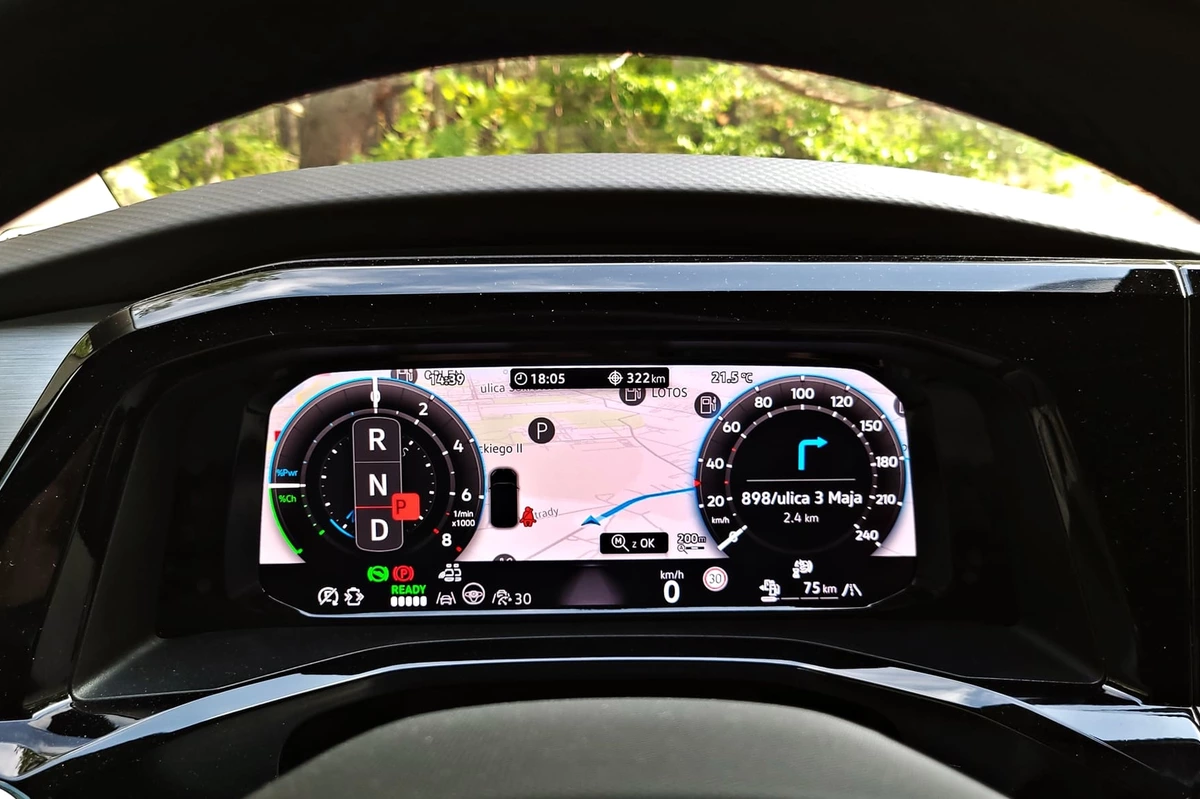 VW California Ocean eHybrid | Kawalerka na kołach