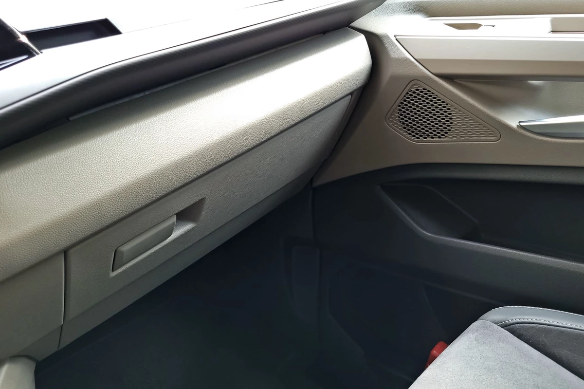 VW California Ocean eHybrid | Kawalerka na kołach