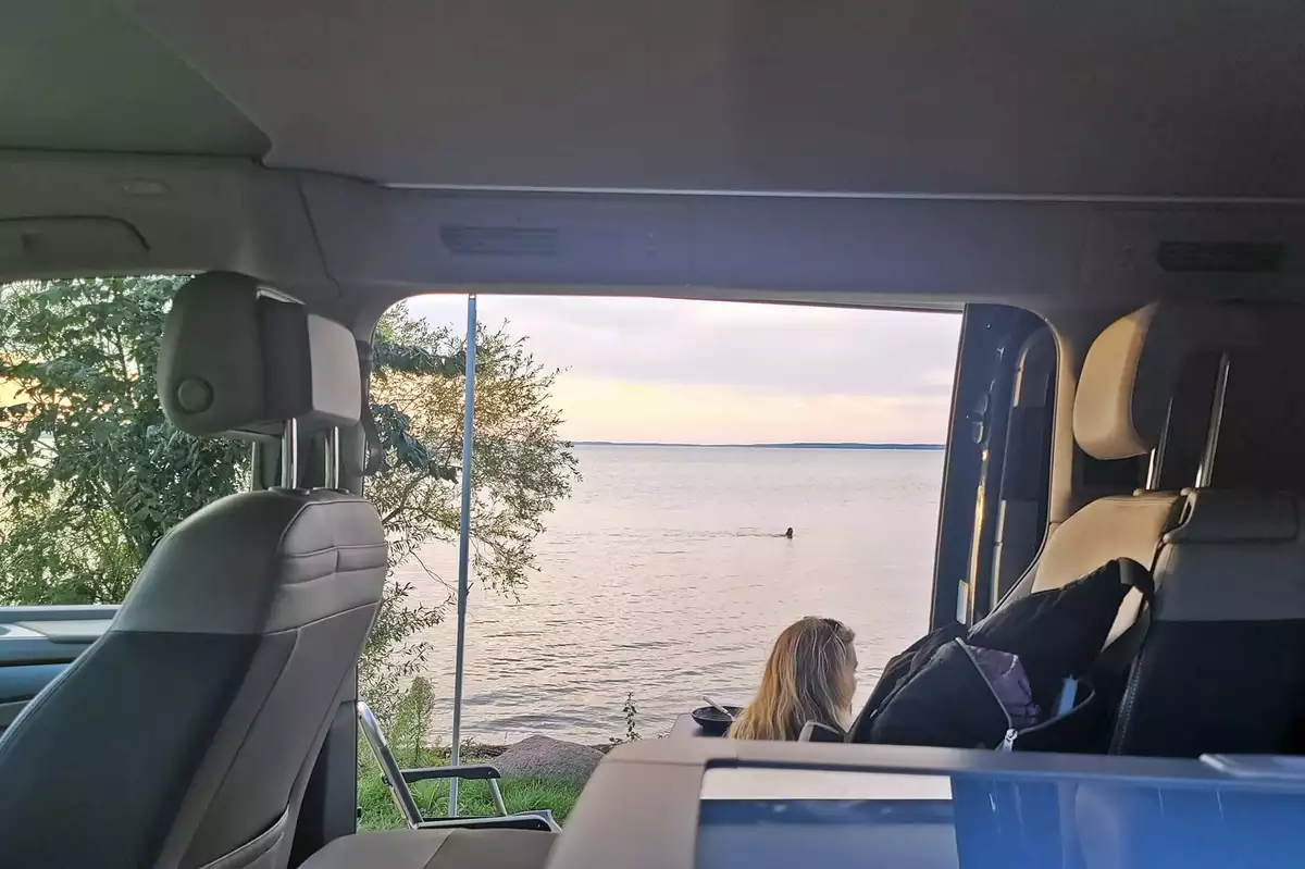 VW California Ocean eHybrid | Kawalerka na kołach