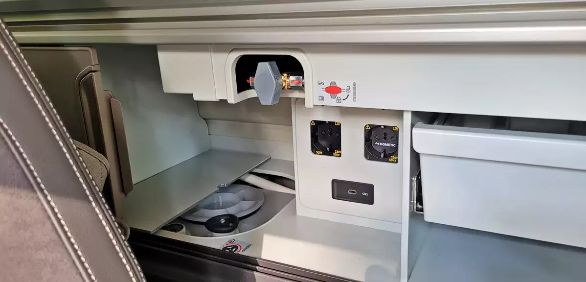 VW California Ocean eHybrid | Kawalerka na kołach