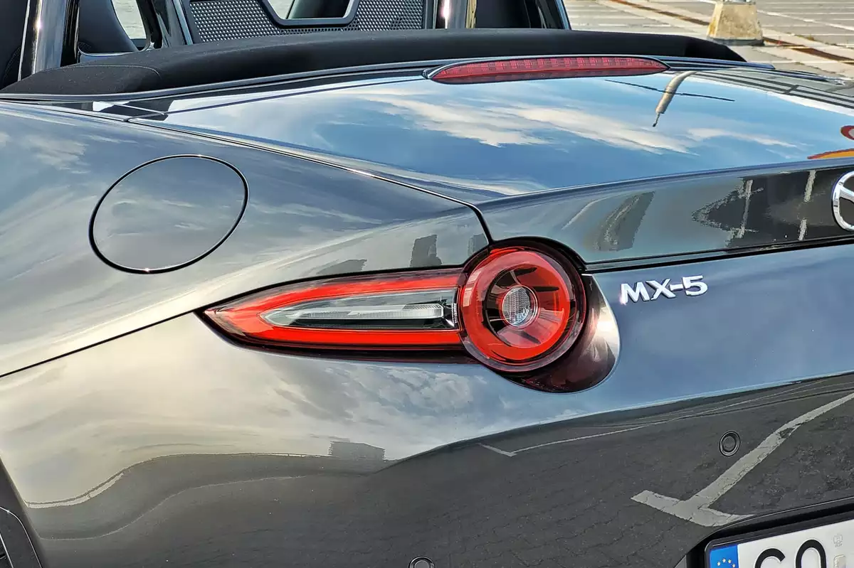 Mazda MX-5 | Generator radości z jazdy