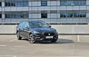 SEAT Leon Sportstourer FR e-HYBRID | Próba wyróżnienia się w rodzinie