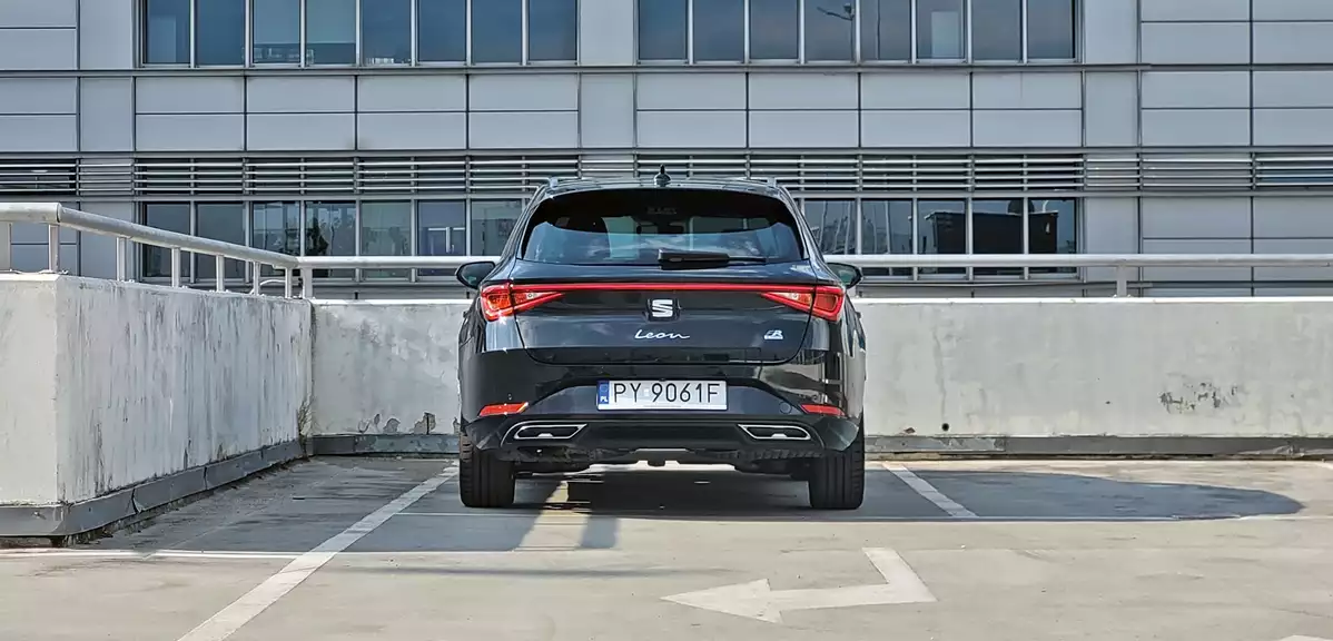 SEAT Leon Sportstourer FR e-HYBRID | Próba wyróżnienia się w rodzinie