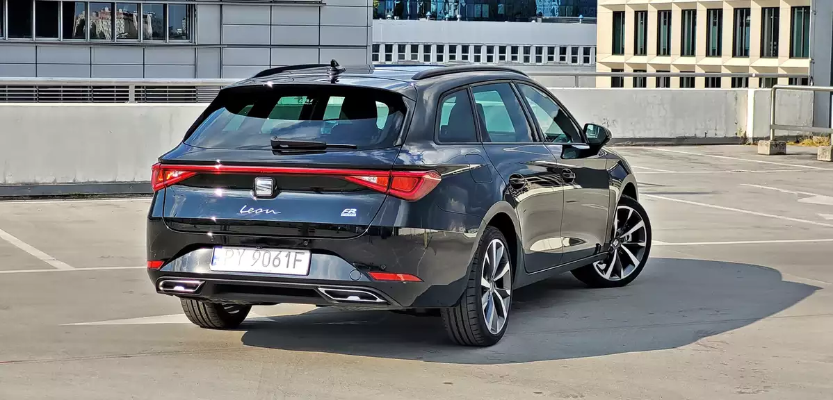 SEAT Leon Sportstourer FR e-HYBRID | Próba wyróżnienia się w rodzinie