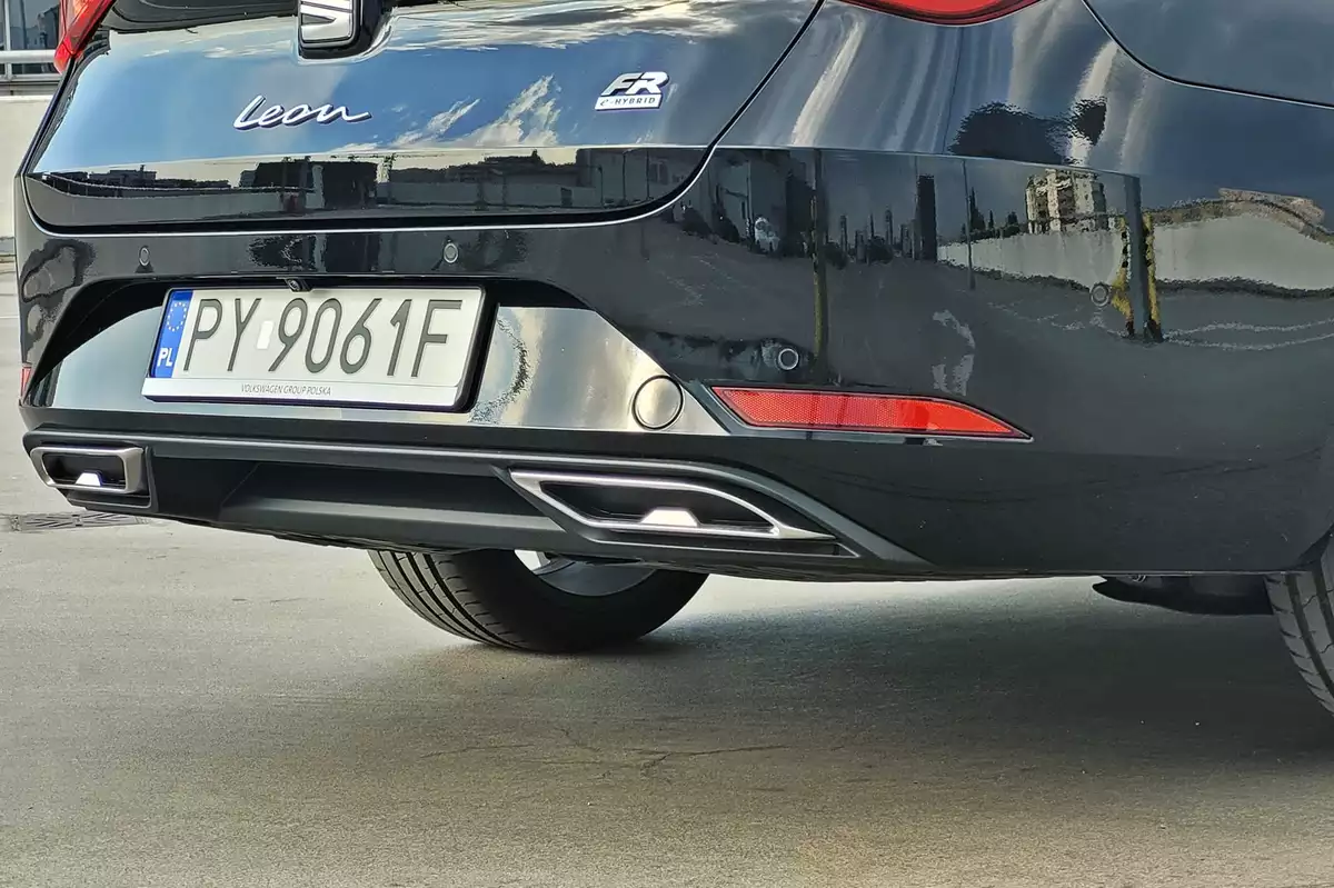 SEAT Leon Sportstourer FR e-HYBRID | Próba wyróżnienia się w rodzinie