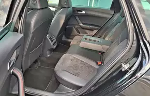 SEAT Leon Sportstourer FR e-HYBRID | Próba wyróżnienia się w rodzinie