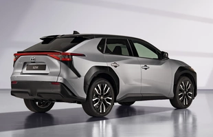 Toyota bZ4X po modernizacji. Polskie ceny