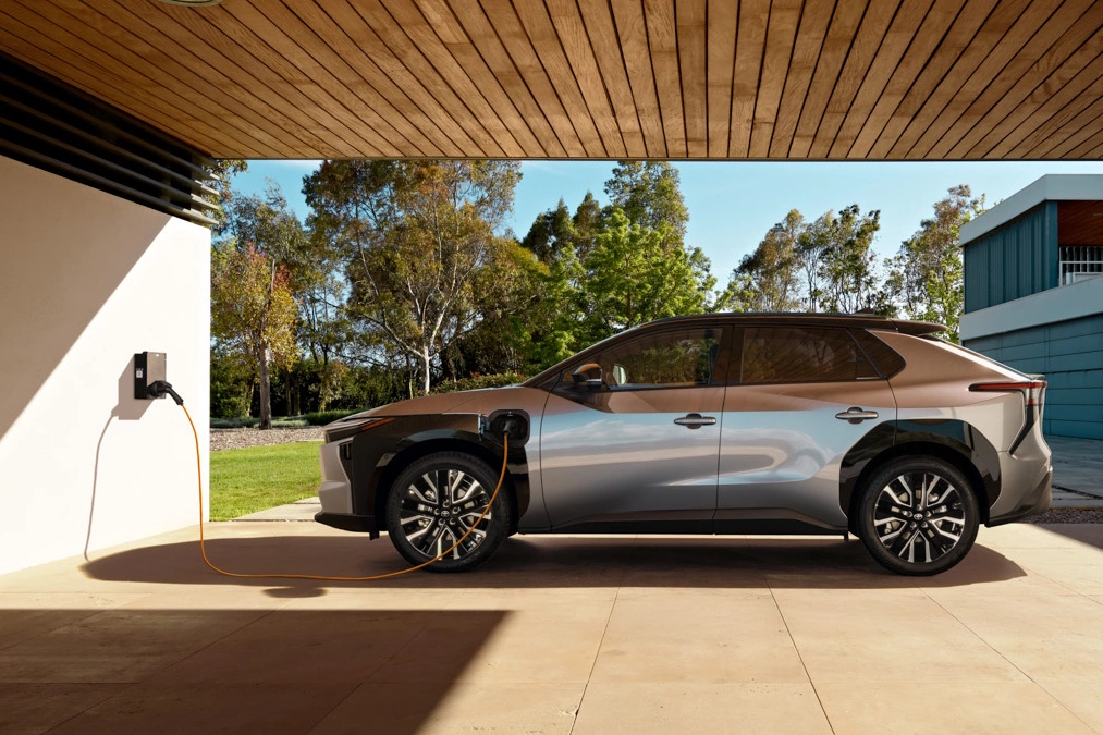 Toyota bZ4X po modernizacji. Polskie ceny