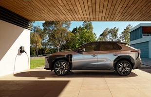 Toyota bZ4X po modernizacji. Polskie ceny