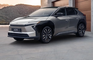 Toyota bZ4X po modernizacji. Polskie ceny