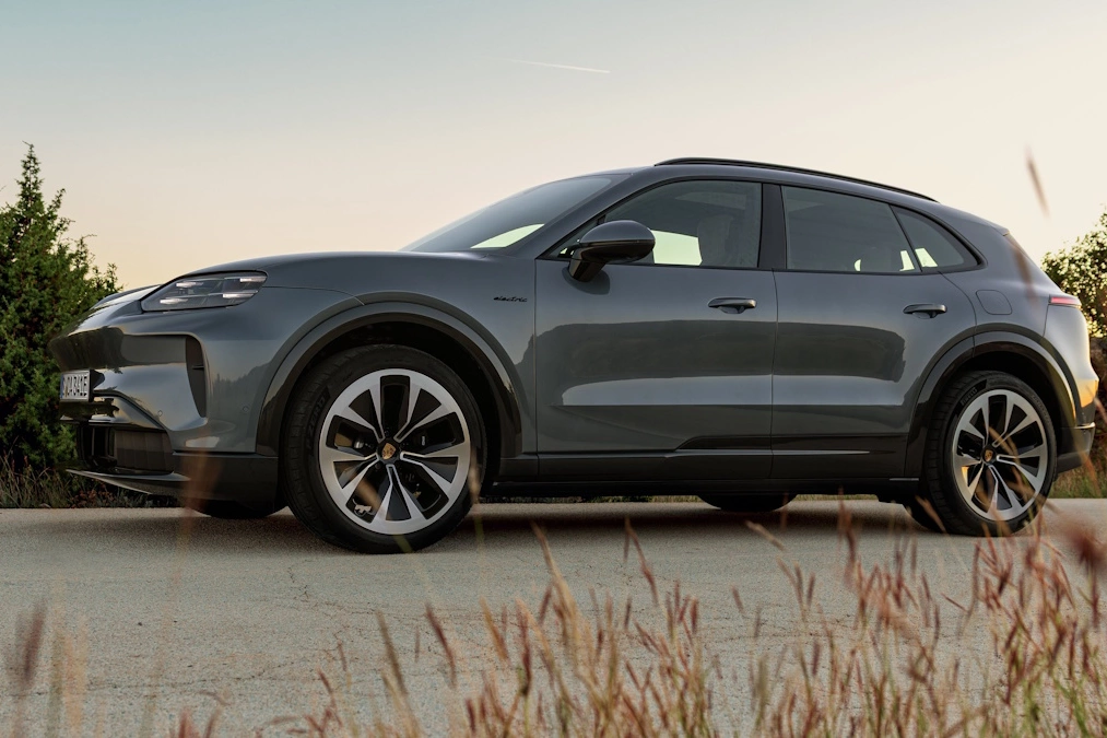 Porsche Cayenne Electric oficjalnie