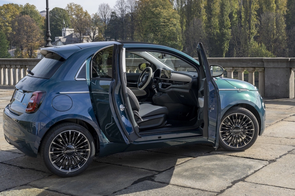 Fiat 500 Hybrid oficjalnie