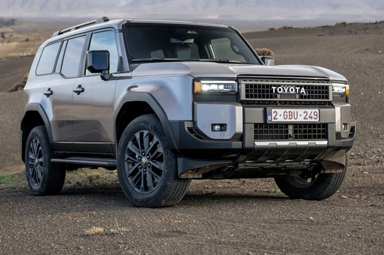 Toyota Land Cruiser Mild hybrid. Polskie ceny