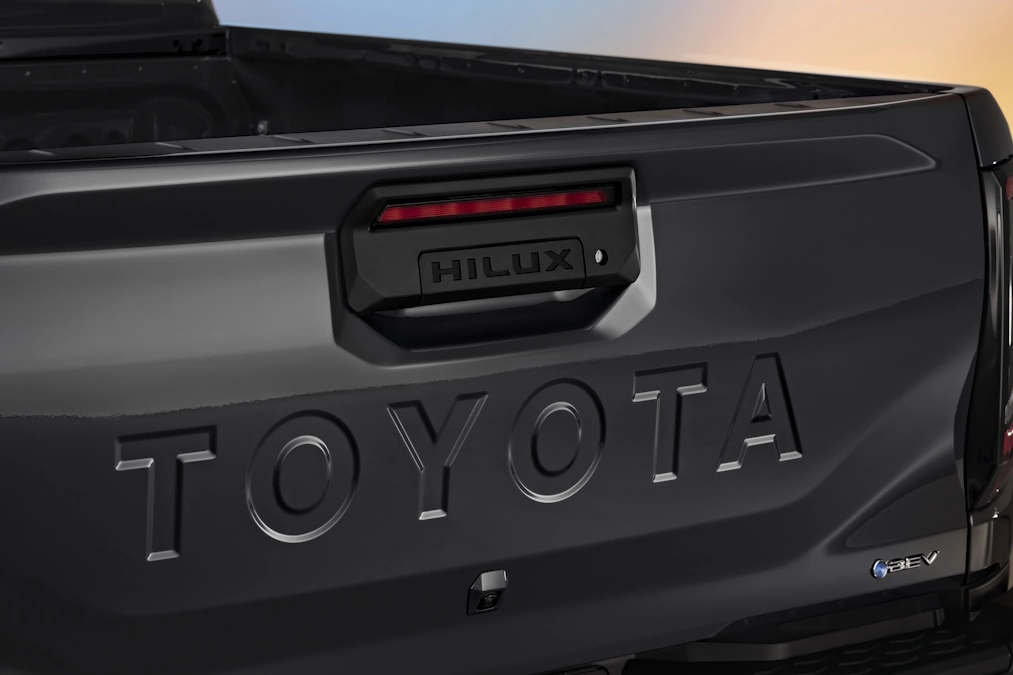 Toyota Hilux w wersji elektrycznej. Polskie ceny