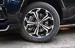 Suzuki Across | Pójście na łatwiznę wyszło na dobre