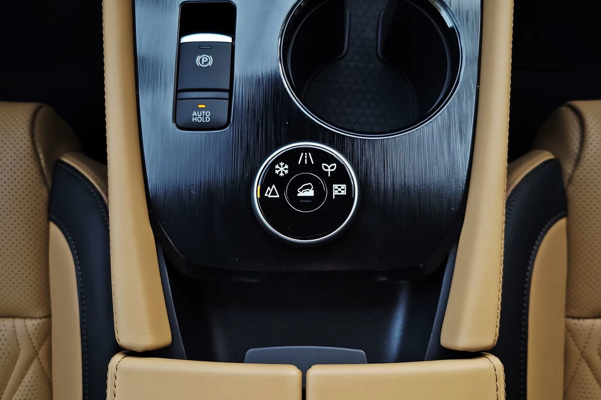 Nissan X-Trail e-Power e-4ORCE | Hybryda z trzema silnikami